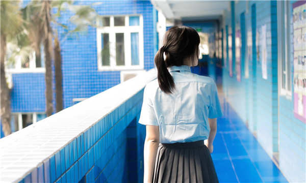 金山如何找到一个可以帮助我生孩子的女人？